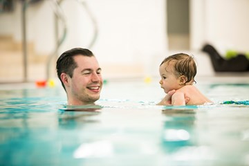 Babysvømning 7-12 måneder