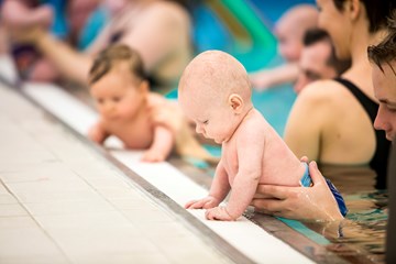 Babysvømning 7-12 måneder